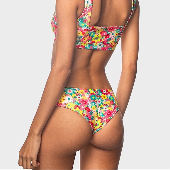 NWOT Blackbough Charlie Cheeky Bikini *Bottom* Flower Power PINK/RED - SIZE S - Picture 3 of 5